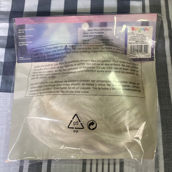 NWT- Disney Frozen Elsa Wig - Picture 2 of 2